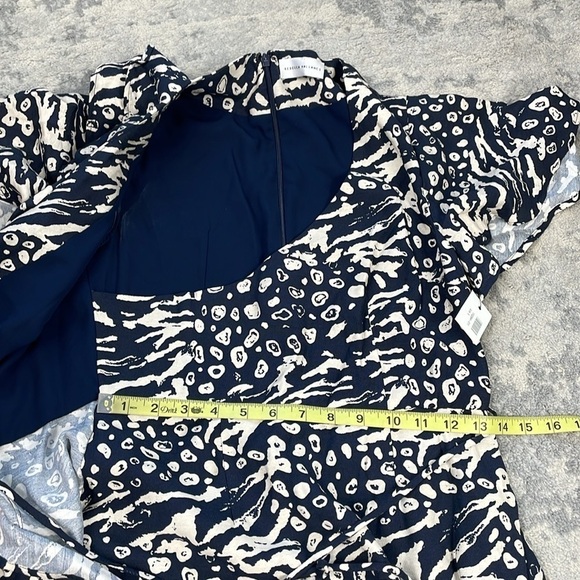 NWT Rebecca Vallance Flores Wrap effect Ruffled Printed Crepe Mini Dress 4 - Picture 9 of 14